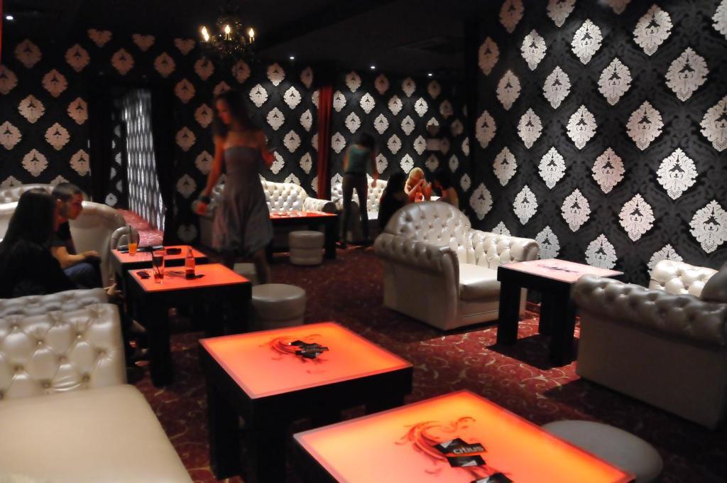 Citius Hotel ヴァルナ エクステリア 写真
